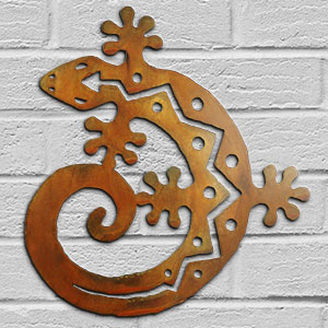 165171 - 12-inch small C-Shaped Gecko 3D Metal Wall Art in a rich rust finish