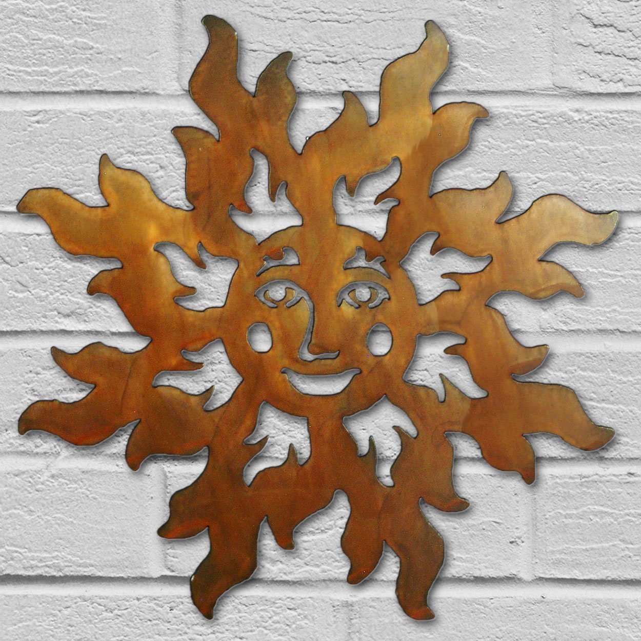 165221 - 12in Happy Face Sun 3D Southwest Metal Wall Art in Rust Finish