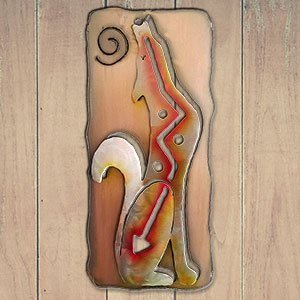 165432 - 20-inch medium Howling Coyote Facing Right Panel 3D Metal Wall Art in a vibrant sunset swirl finish