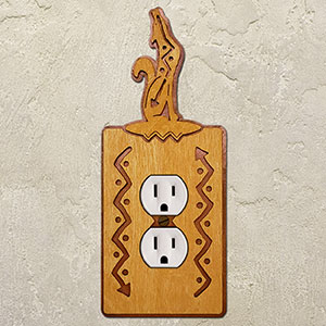 167220 - Southwest Coyote Southwestern Decor Single Outlet Cover in Golden Sienna