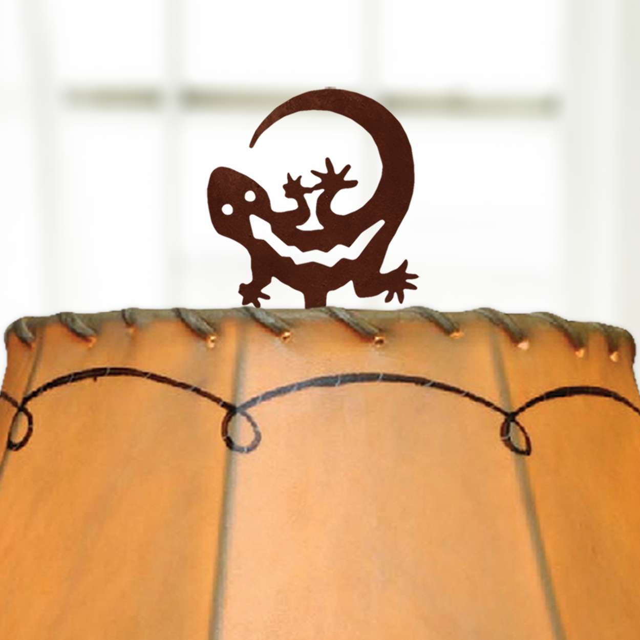 182837RT - Rust Brown Metal Standard Lamp Finial - C-Shaped Gecko