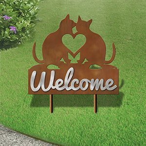 610208 - Large 25in Wide Two Cats in Love Design Horizontal Metal Welcome Yard Sign