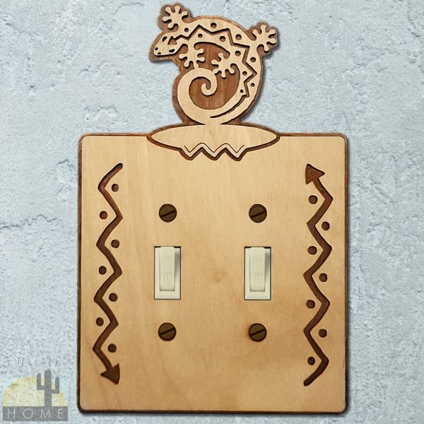 167912S - Lizard C-Shaped Wood and Metal Double Standard Switch Plate in Natural Birch Finish