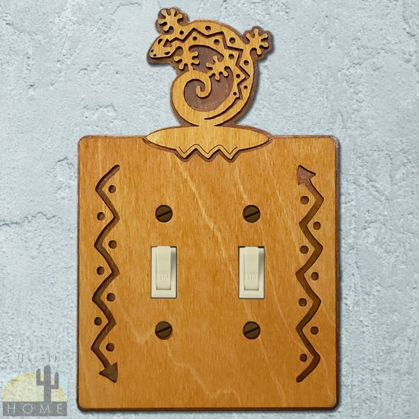 167922S - Lizard C-Shaped Wood and Metal Double Standard Switch Plate in Golden Sienna Finish
