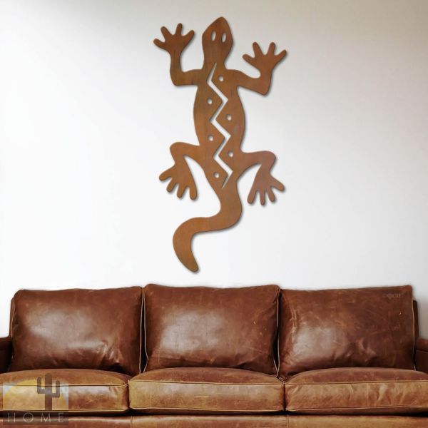 602038 - 44in Climbing Gecko XL Metal Wall Art